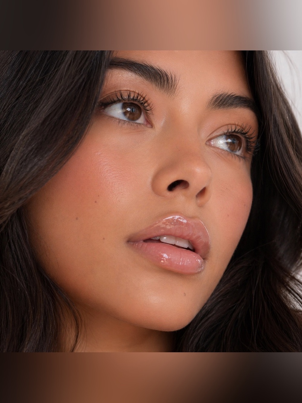 r.e.m. beauty On Your Collar Plumping Lip Gloss Waterfalls Sep sale
